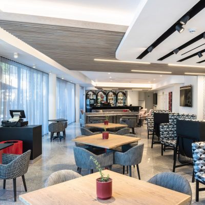 Restaurant 1 qxpqz1ox99d6qogh71d7tf2lmvme6b7gvg0j0yuwtc