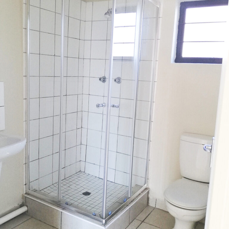 AR Bathroom 768x768